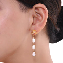 Bohemian-Flower-Pearl-Drop-Silver-Earrings-For-Women